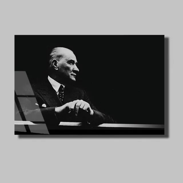 Atatürk Düşünceli Profil Portresi Cam Tablo