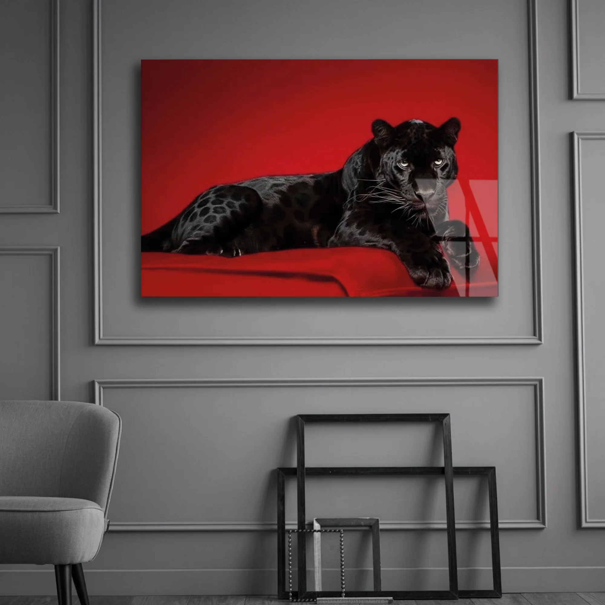 Kırmızı Zeminde Siyah Panter Cam Tablo