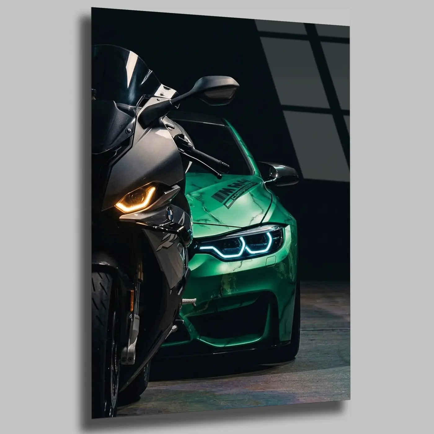 Şehir Gecesi BMW ve Motosiklet Tablo