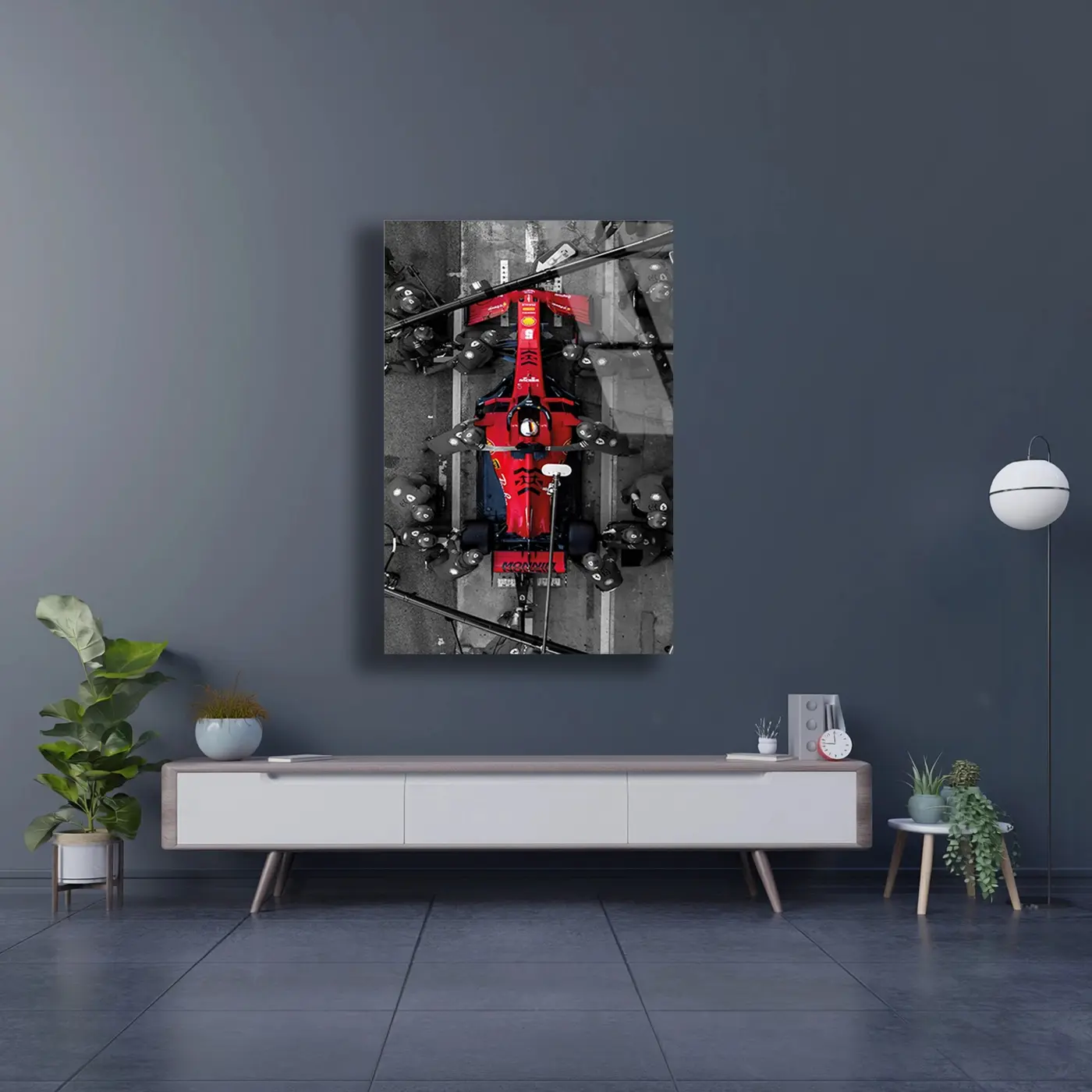 Ferrari F1 Pit Stop Kuşbakışı Cam Tablo