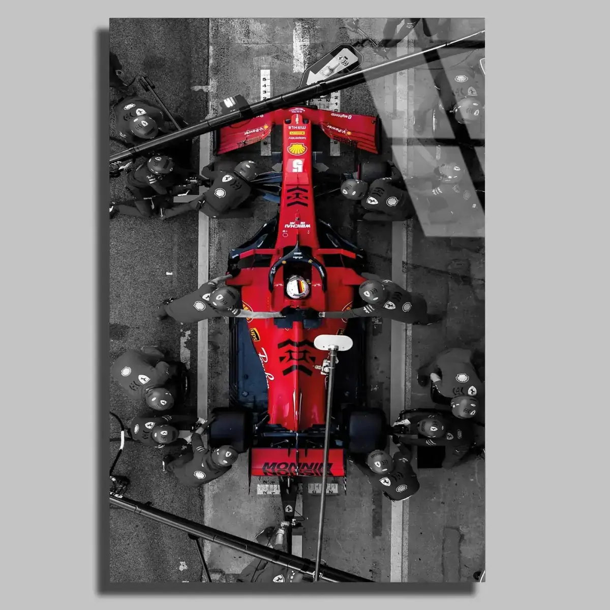 Ferrari F1 Pit Stop Kuşbakışı Cam Tablo