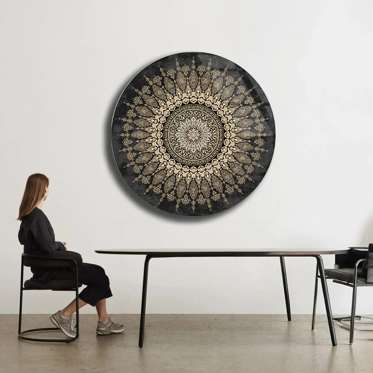 Altın Mandala Çiçek Desenli Yuvarlak Cam Tablo